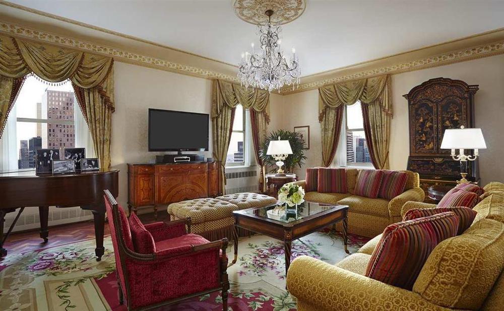 ホテル The Towers Of The Waldorf Astoria ニューヨーク 部屋 写真